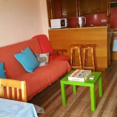 דירה Captivating 2-bed In