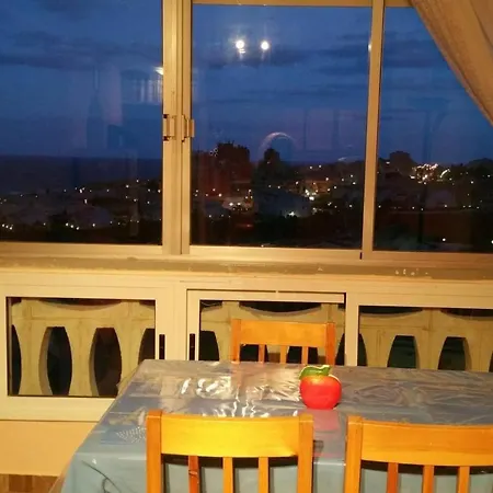 דירה Captivating 2-bed In טורבייחה